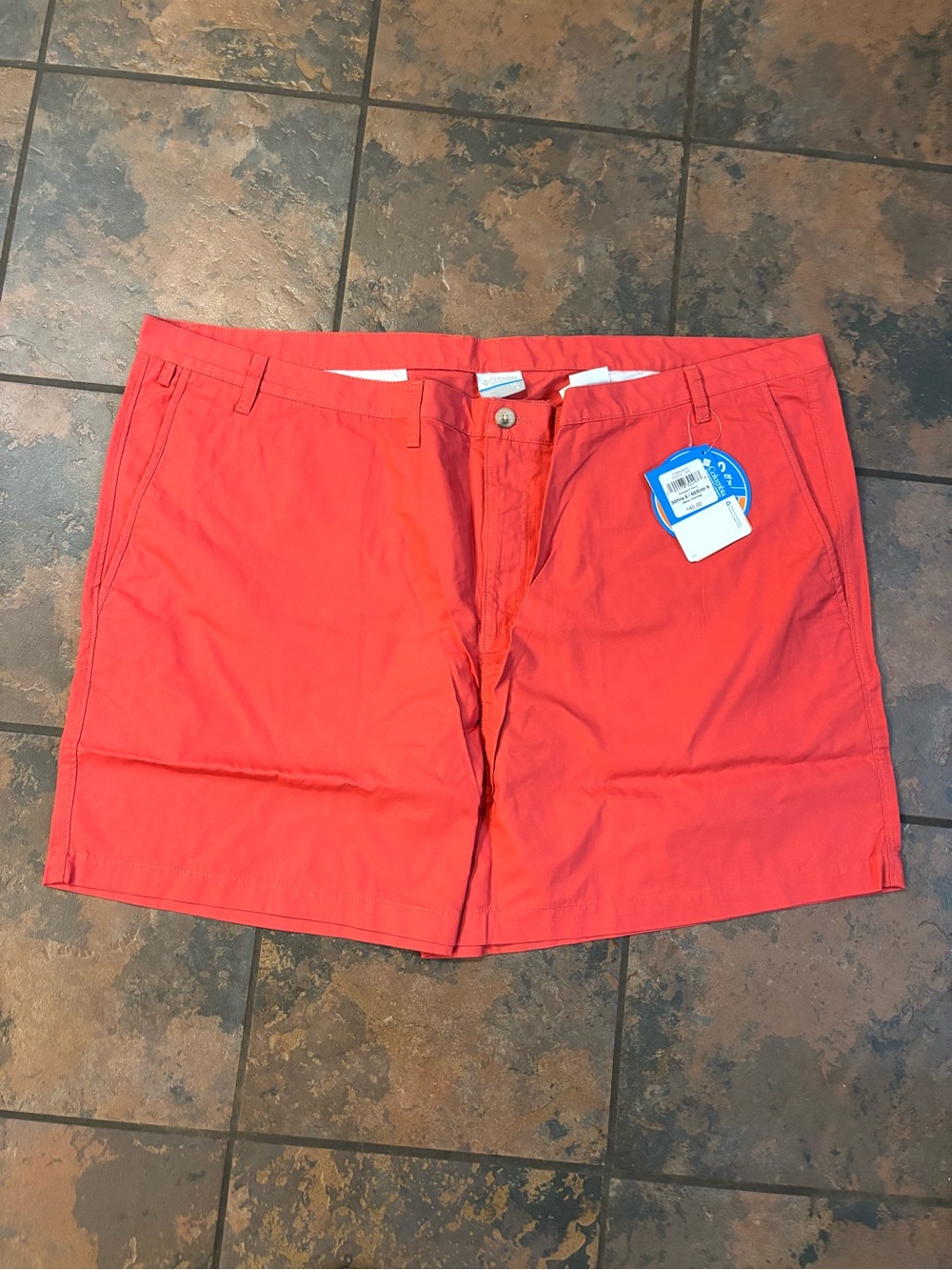 ❣️Columbia Men's Flat-Front Coral/Red Shorts
